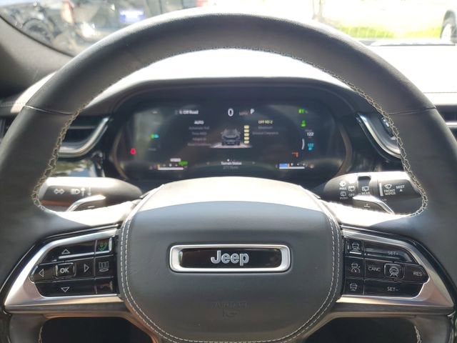 2022 Jeep Grand Cherokee 4xe Overland