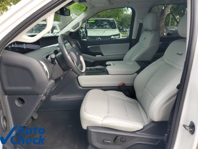 2025 Ford Expedition Platinum