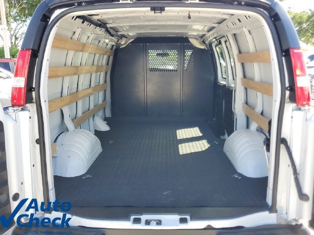 2025 Chevrolet Express Cargo Work Van - Photo 13