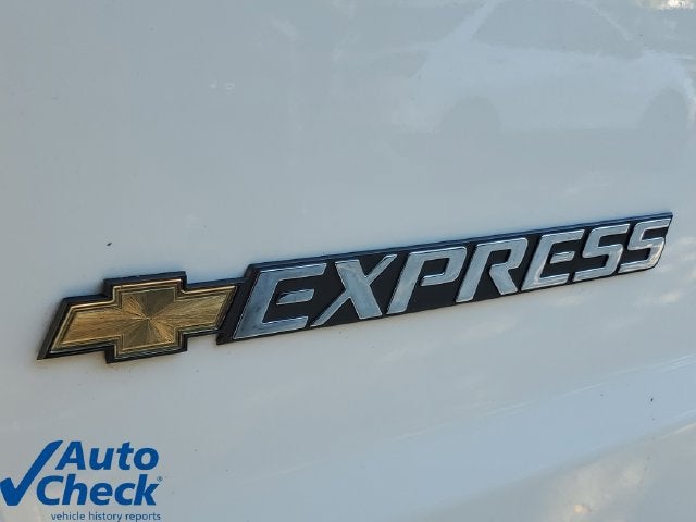 2025 Chevrolet Express Cargo Work Van - Photo 15