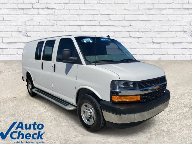 2025 Chevrolet Express Cargo Work Van - Photo 5