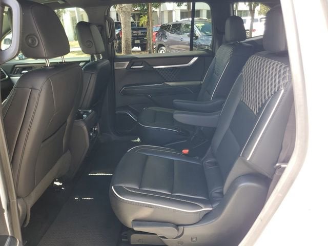 2025 GMC Acadia Denali