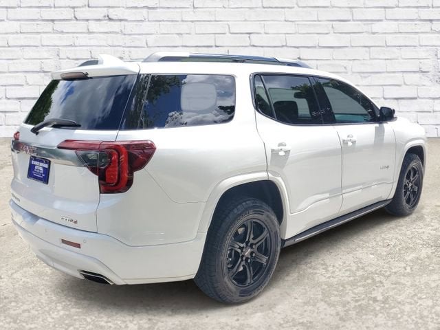 2021 GMC Acadia AT4