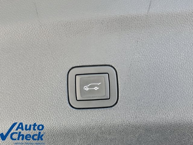 2025 GMC Yukon XL Elevation - Photo 11