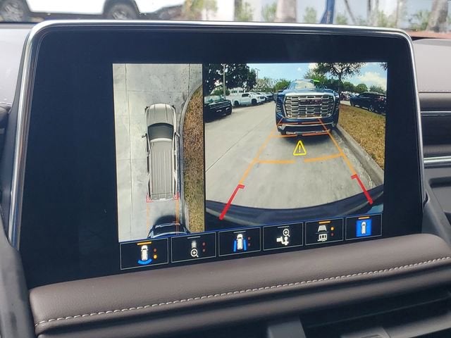 2023 GMC Yukon XL SLT