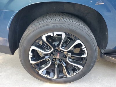 2025 GMC Yukon XL Elevation