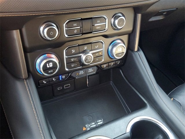 2023 GMC Yukon XL AT4