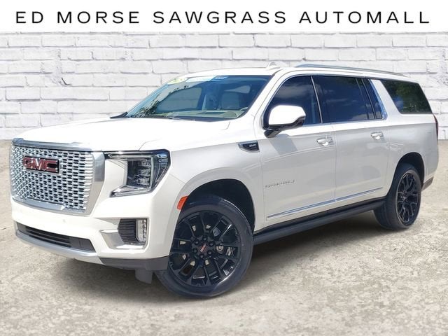 2023 GMC Yukon Denali AWD's photo