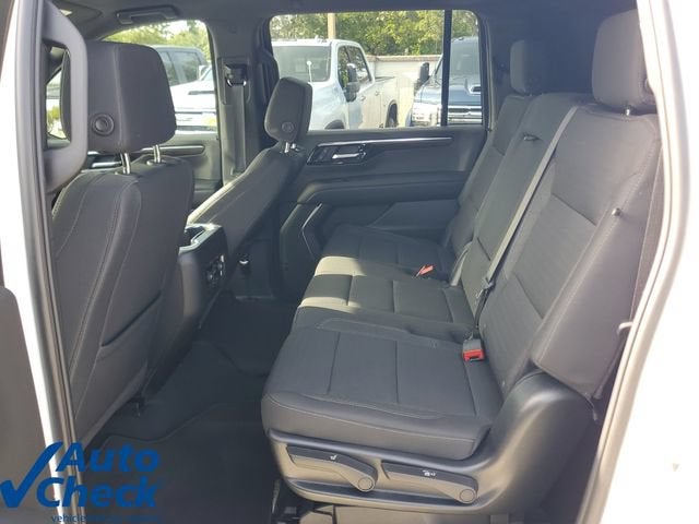 2025 Chevrolet Suburban LS
