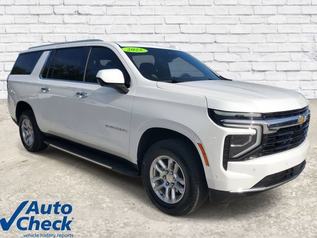 2025 Chevrolet Suburban LS