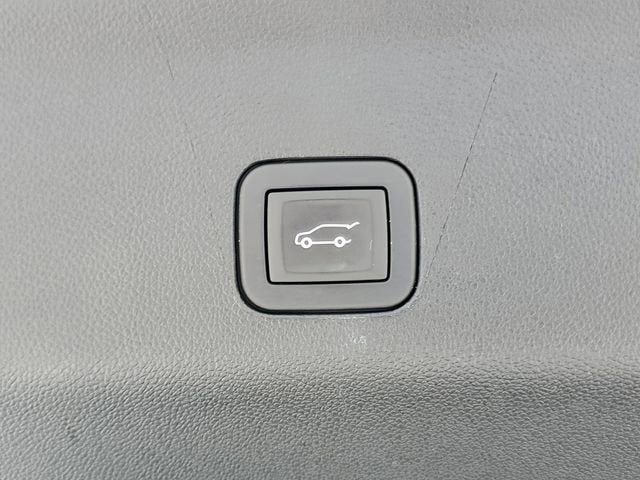 2025 Chevrolet Tahoe Z71 - Photo 10