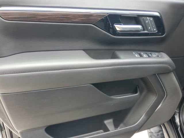 2025 Chevrolet Tahoe Z71 - Photo 20