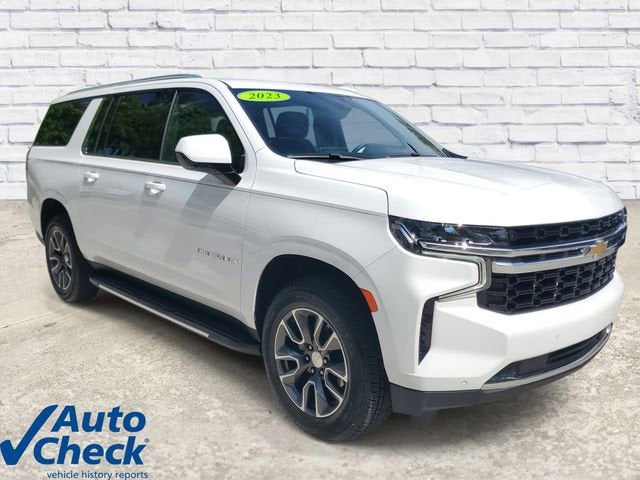 2023 Chevrolet Suburban LS