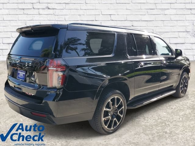 2023 Chevrolet Suburban RST