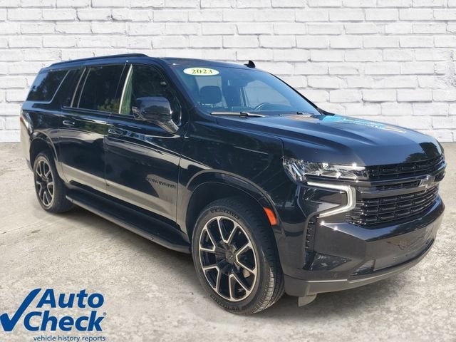 2023 Chevrolet Suburban RST