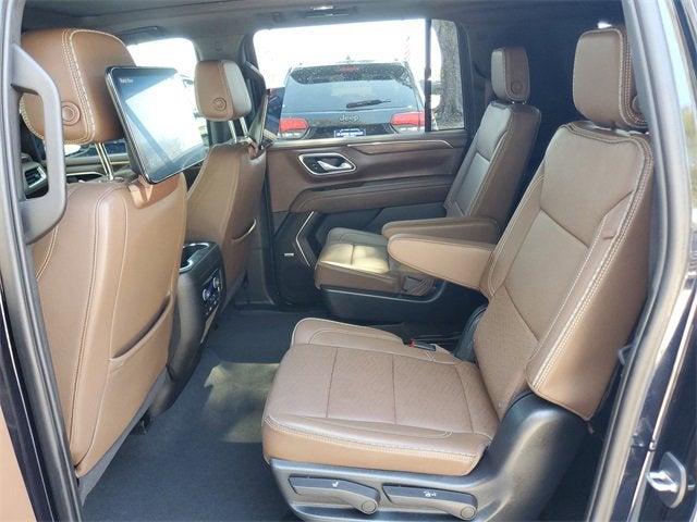 2023 Chevrolet Suburban High Country