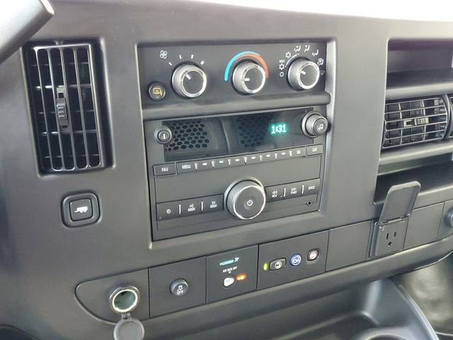 2025 GMC Savana Cargo Work Van