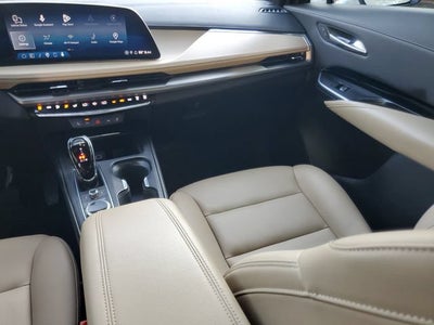 2024 Cadillac XT4 Luxury