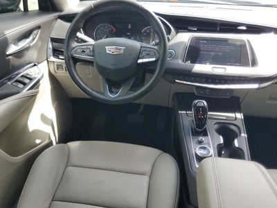 2023 Cadillac XT4 Luxury