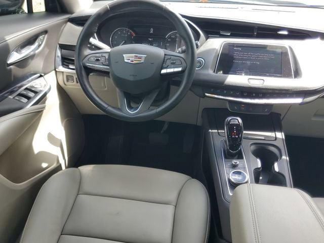 2023 Cadillac XT4 Luxury