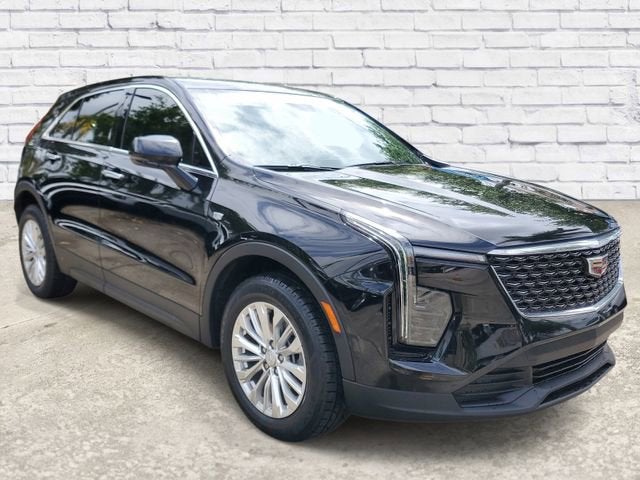 2024 Cadillac XT4 Luxury