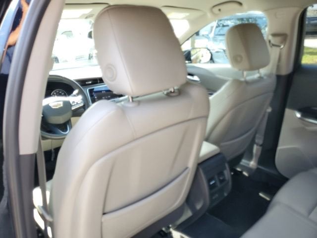 2023 Cadillac XT4 Luxury