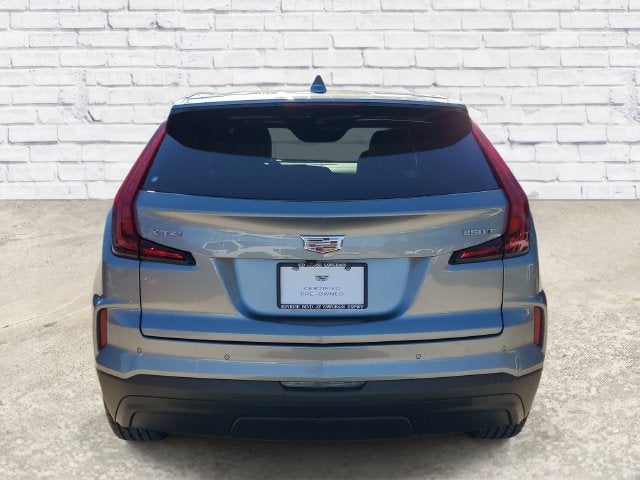 2024 Cadillac XT4 Luxury