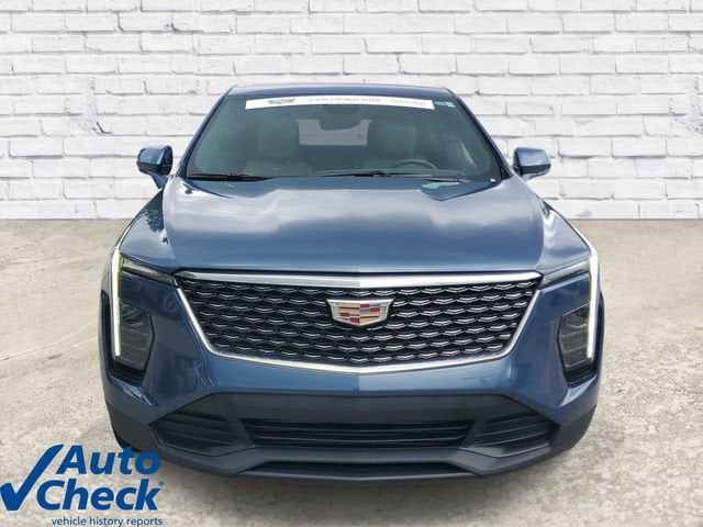 2024 Cadillac XT4 Luxury