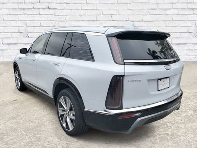 2026 Cadillac VISTIQ Luxury