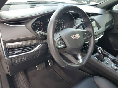 2023 Cadillac XT4 Sport
