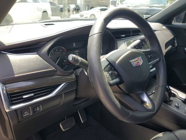 2022 Cadillac XT4 Sport