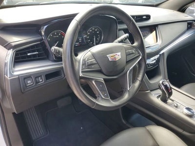 2023 Cadillac XT5 Luxury