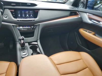 2023 Cadillac XT5 FWD Premium Luxury