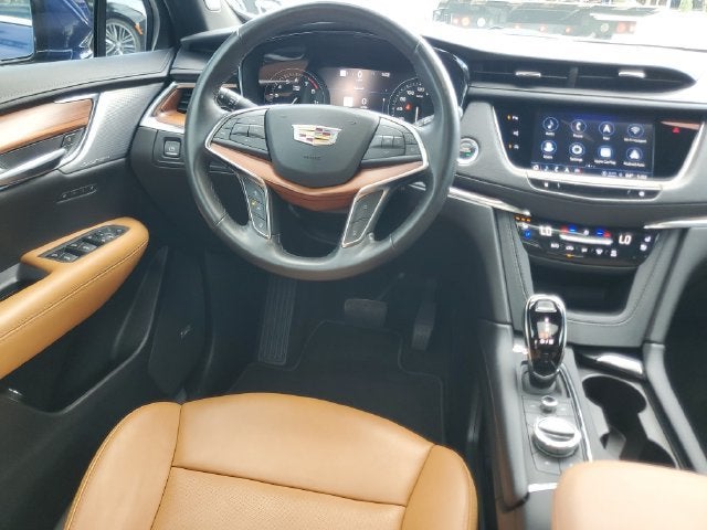 2023 Cadillac XT5 FWD Premium Luxury