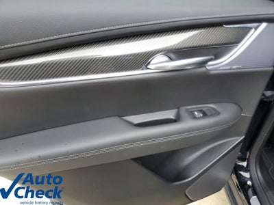 2025 Cadillac XT6 Sport