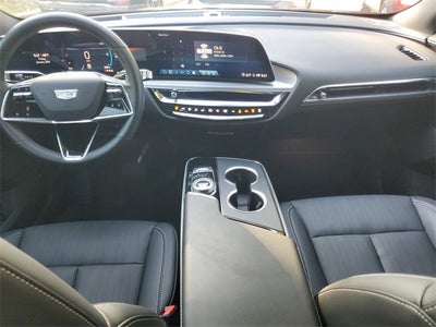 2025 Cadillac LYRIQ Luxury 1