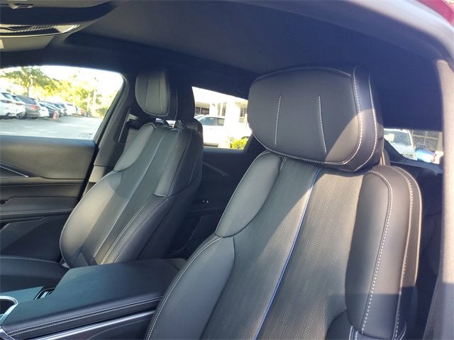 2025 Cadillac LYRIQ Luxury 1