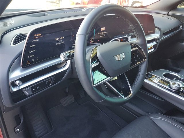 2025 Cadillac LYRIQ Luxury 1