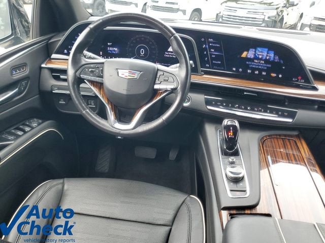 2022 Cadillac Escalade ESV Premium Luxury