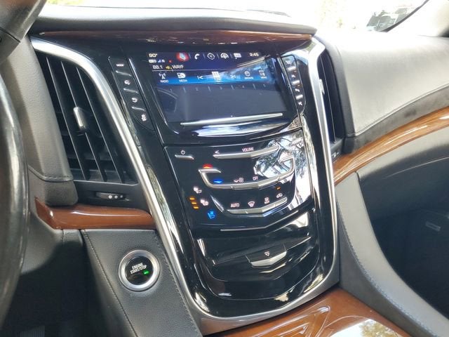 2019 Cadillac Escalade Luxury