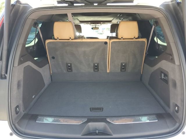 2022 Cadillac Escalade ESV Premium Luxury