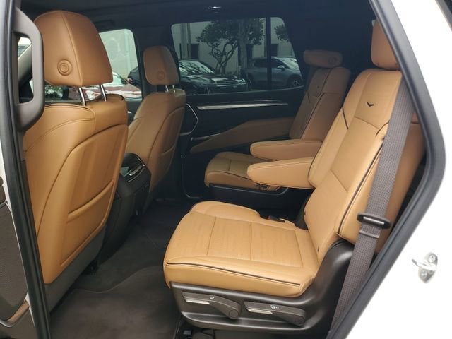 2025 Cadillac Escalade Premium Luxury