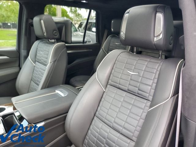 2025 Cadillac Escalade Sport Platinum