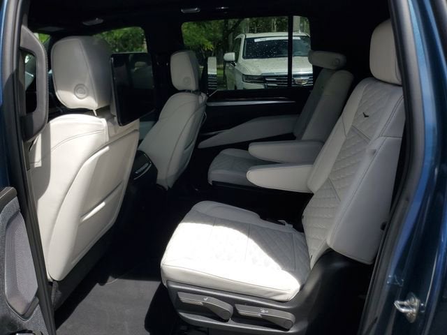 2026 Cadillac Escalade ESV Platinum Sport