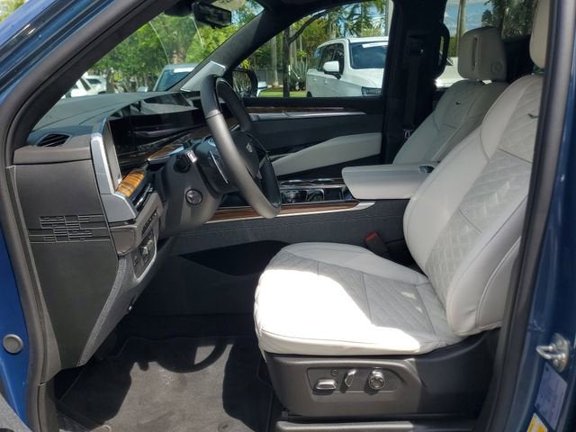 2026 Cadillac Escalade ESV Platinum Sport