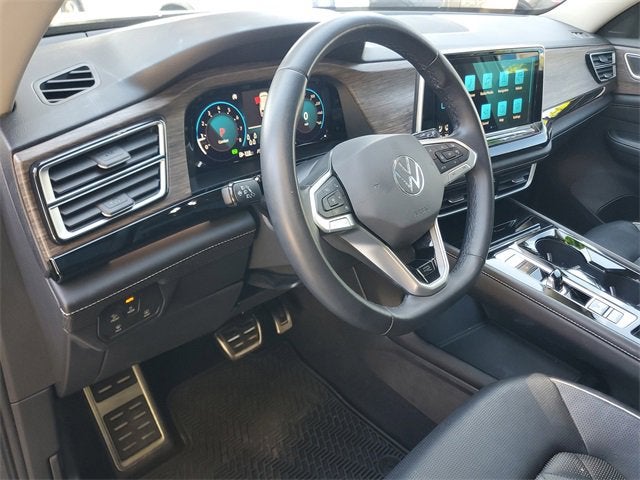 2024 Volkswagen Atlas 2.0T SEL Premium R-Line