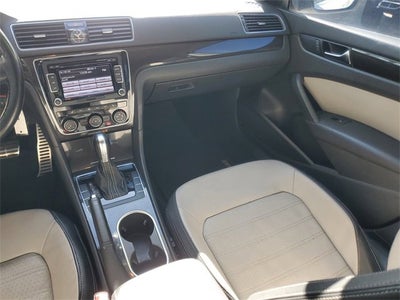 2015 Volkswagen Passat 1.8T SE