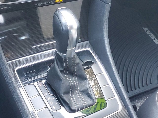 2015 Volkswagen Passat 1.8T SE