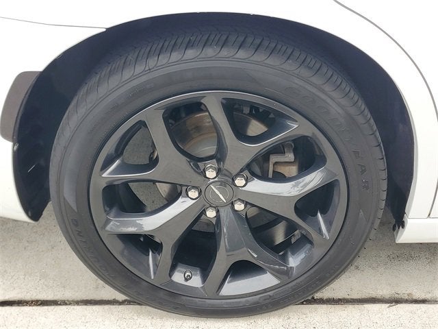 2022 Chrysler 300 Touring L