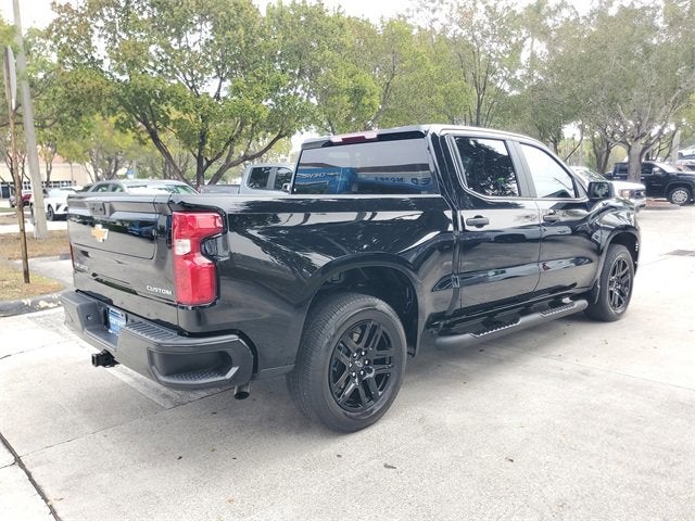 2025 Chevrolet Silverado 1500 Custom